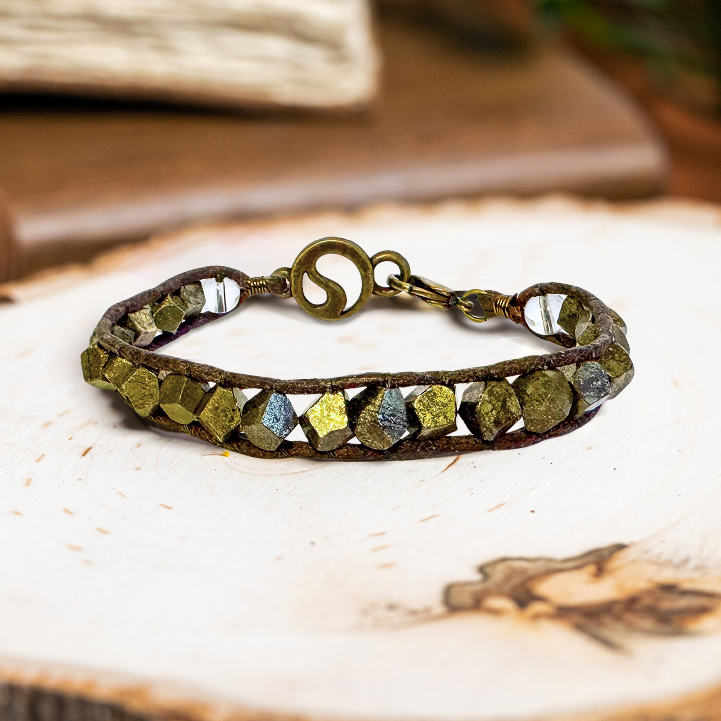 FOCUS Anchor: Pyrite Affluence Wrap