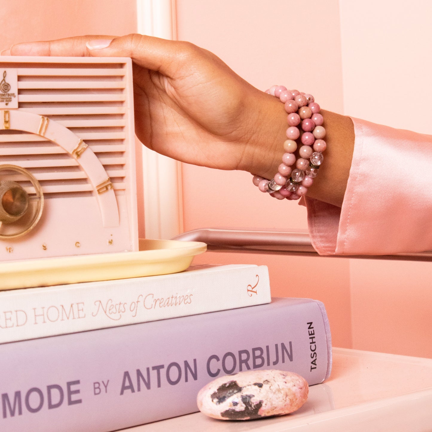 SERENITY Loop Rhodonite Bracelet - Heart Healing